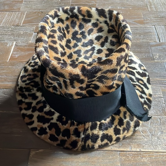 Vintage Faux Fur Leopard Print Hat🖤 - Picture 3 of 8